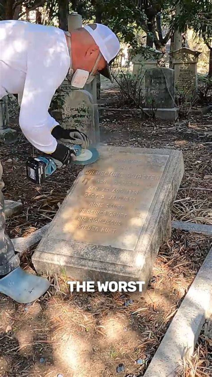 Do tombstones get removed?