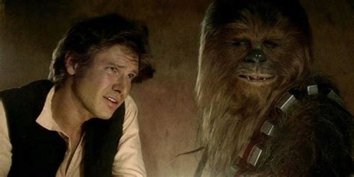 How does Han understand Chewie?